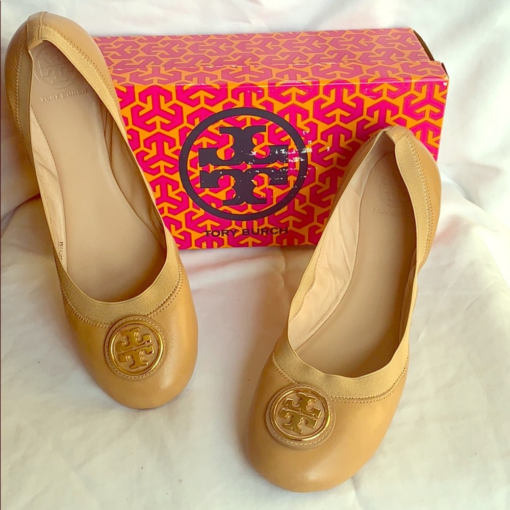 Tory Burch -Tan Flats